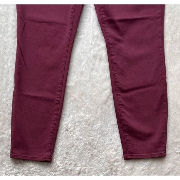 NWT Revtown Decade Denim Super Skinny Jeans in Claret, Size 32 Regular - Picture 11 of 16